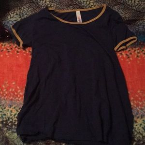 Lularoe T-Shirt